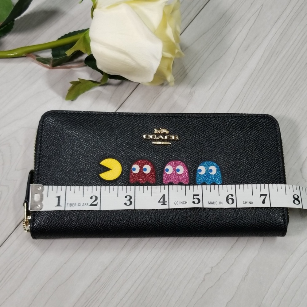 SOLD****Coach pacman wallet - Picture 7 of 8